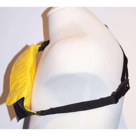 Waterproof Sling Bag - Picture 2 of 8